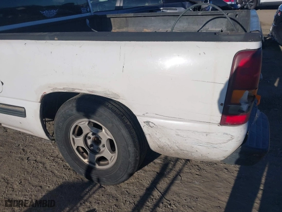 1999 Chevrolet Silverado 1500 LS with VIN 1GCEC19V4XZ108466, listed as a IAAI auction lot 41818802 with 1 mi miles. Bid and sale history available at carsss.com. Image 18.