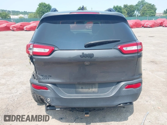 2016 Jeep Cherokee Latitude with VIN 1C4PJMCBXGW122274, listed as a IAAI auction lot 42407175 with 152,229 mi miles and . Bid and sale history available at DreamBid. Image 16.