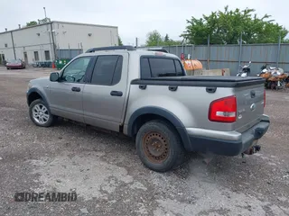 2008 Ford Explorer Sport Trac XLT z VIN 1FMEU51888UA37406, wystawiony jako IAAI lot #42315860 z przebiegiem 151 286 mil mil oraz . Historia ofert i sprzedaży dostępna na DreamBid. Obrazek 3.
