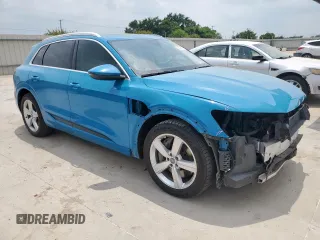 2019 Audi e-tron Prestige с VIN WA1VABGE1KB011946, выставлен на аукционе Copart как лот 56902655 с пробегом 43 898 миль миль и Списание • Salvage title. История ставок и продаж доступна на DreamBid. Изображение 4.