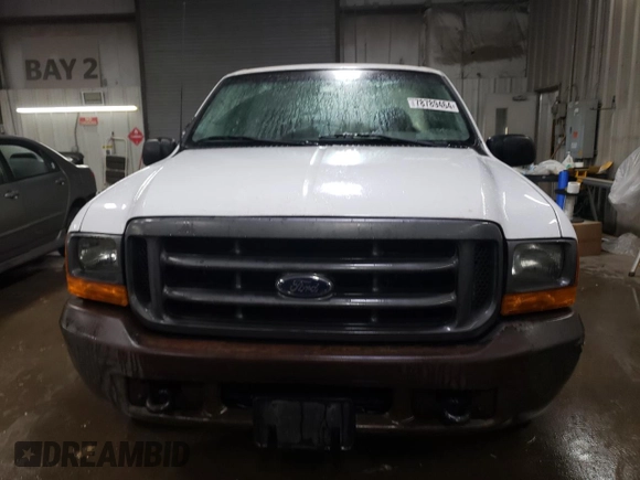 2000 Ford Super Duty F-250 XL with VIN 1FTNF20L9YEB81706, listed as a Copart auction lot 78789464 with 148,695 mi miles and Salvage Title. Bid and sale history available at carsss.com. Image 5.