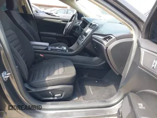 2018 Ford Fusion SE with VIN 3FA6P0HD8JR277127, listed as a IAAI auction lot 42040109 with 118,795 mi miles. Bid and sale history available at carsss.com. Image 5.