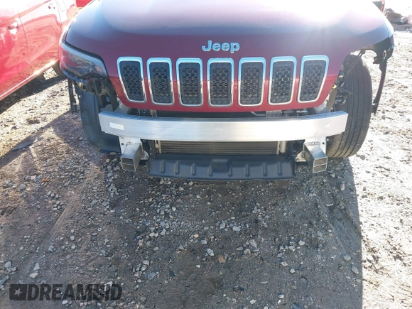2019 Jeep Cherokee Latitude with VIN 1C4PJLCB8KD220444, listed as a IAAI auction lot 41245726 with 98,659 mi miles and . Bid and sale history available at DreamBid. Image 6.
