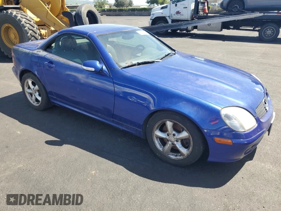 2001 Mercedes-Benz SLK 230/320 z VIN WDBKK65F71F221756, wystawiony jako Copart lot #51712125 z przebiegiem 194 101 mil mil oraz Czysty tytuł • Clean title. Historia ofert i sprzedaży dostępna na DreamBid. Obrazek 4.