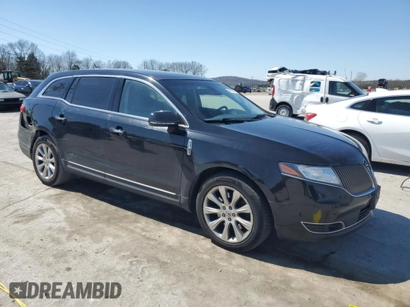2016 Lincoln MKT EcoBoost z VIN 2LMHJ5AT4GBL01384, wystawiony jako Copart lot #49647045 z przebiegiem 177 704 mil mil oraz Szkody całkowita. Historia ofert i sprzedaży dostępna na DreamBid. Obrazek 4.