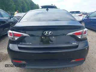 2017 Hyundai Sonata Limited z VIN KMHE34L14HA058526, wystawiony jako IAAI lot #42151314 z przebiegiem 116 131 mil mil oraz . Historia ofert i sprzedaży dostępna na DreamBid. Obrazek 17.