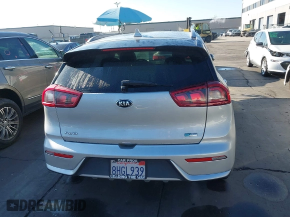 2019 Kia Niro LX with VIN KNDCB3LC1K5256409, listed as a IAAI auction lot 41741415 with 153,360 mi miles. Bid and sale history available at carsss.com. Image 17.