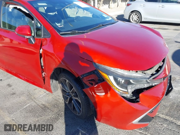2020 Toyota Corolla Hatchback XSE with VIN JTNC4RBE5L3073569, listed as a IAAI auction lot 41347024 with 52,458 mi miles. Bid and sale history available at carsss.com. Image 16.