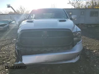 2018 Ram 1500 Sport z VIN 1C6RR7MT8JS125030, wystawiony jako Copart lot #82234574 z przebiegiem 125 504 mil mil oraz Szkoda całkowita • Salvage title. Historia ofert i sprzedaży dostępna na DreamBid. Obrazek 5.