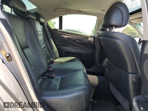 2013 Lexus LS 460 with VIN JTHBL5EF9D5113902, listed as a Copart auction lot 58020065 with 234,478 mi miles and Salvage title. Bid and sale history available at DreamBid. Image 10.