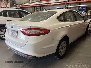 2014 Ford Fusion S with VIN 3FA6P0G7XER367655, listed as a IAAI auction lot 42765249 with 171,461 mi miles and . Bid and sale history available at DreamBid. Image 1.