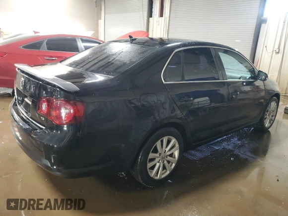 2008 Volkswagen Jetta SE с VIN 3VWRM71K48M018060, выставлен на аукционе Copart как лот 48627805 с пробегом 82 924 миль миль и Списание • Salvage title. История ставок и продаж доступна на DreamBid. Изображение 3.