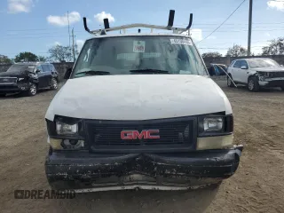 2001 Chevrolet Astro Cargo with VIN 1GCDM19W61B141888, listed as a Copart auction lot 45130465 with Not Provided miles and Salvage Title. Bid and sale history available at carsss.com. Image 5.
