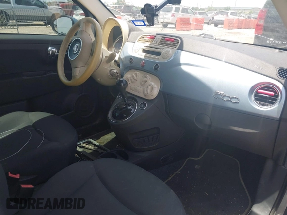 2013 FIAT 500 Pop z VIN 3C3CFFARXDT737103, wystawiony jako IAAI lot #42276502 z przebiegiem 108 215 mil mil oraz . Historia ofert i sprzedaży dostępna na DreamBid. Obrazek 5.