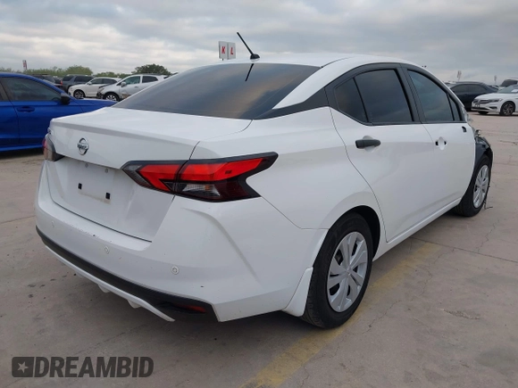 2022 Nissan Versa S z VIN 3N1CN8DV2NL821813, wystawiony jako IAAI lot #42163493 z przebiegiem 88 645 mil mil oraz . Historia ofert i sprzedaży dostępna na DreamBid. Obrazek 4.