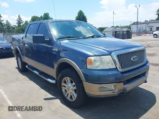 2004 Ford F-150 XLT z VIN 1FTPW14514KC84712, wystawiony jako IAAI lot #42636693 z przebiegiem 244 188 mil mil oraz . Historia ofert i sprzedaży dostępna na DreamBid. Obrazek 13.