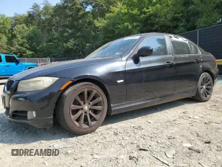 2011 BMW 3 Series 328i z VIN WBAPH7C57BA800764, wystawiony jako Copart lot #65228374 z przebiegiem 177 983 mil mil oraz Nie do naprawy • Non repairable. Historia ofert i sprzedaży dostępna na DreamBid. Obrazek 1.