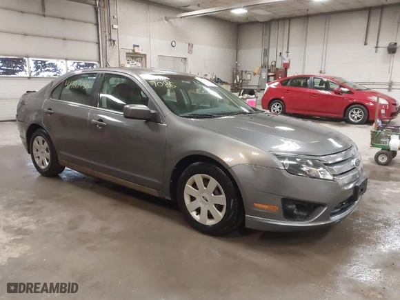 2010 Ford Fusion SE with VIN 3FAHP0HA5AR364644, listed as a IAAI auction lot 41727086 with 206,790 mi miles. Bid and sale history available at carsss.com. Image 1.