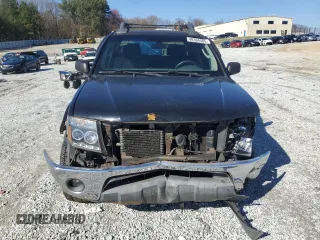 2005 Nissan Frontier LE z VIN 1N6AD07U95C401972, wystawiony jako Copart lot #48394485 z przebiegiem 302 912 mil mil oraz Szkoda całkowita • Salvage title. Historia ofert i sprzedaży dostępna na DreamBid. Obrazek 5.