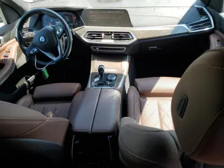 2023 BMW X5 xDrive40i with VIN 5UXCR6C08P9R06807, listed as a Copart auction lot 52030505 with 43,600 mi miles and Salvage title. Bid and sale history available at DreamBid. Image 8.