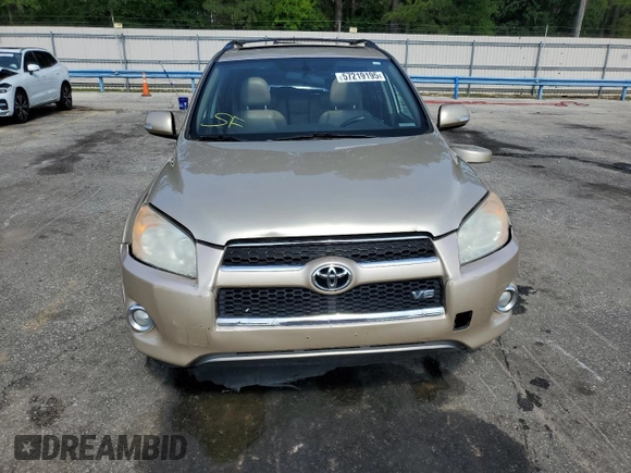 2010 Toyota RAV4 Limited z VIN 2T3YK4DVXAW007304, wystawiony jako Copart lot #57219195 z przebiegiem 153 619 mil mil oraz Szkoda całkowita • Salvage title. Historia ofert i sprzedaży dostępna na DreamBid. Obrazek 5.