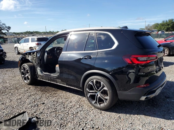 2023 BMW X5 xDrive40i with VIN 5UXCR6C04P9P15644, listed as a Copart auction lot 60710885 with 49,077 mi miles and Salvage title. Bid and sale history available at DreamBid. Image 2.