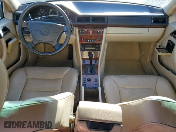 1995 Mercedes-Benz 400 with VIN WDBEA34E1SC269568, listed as a Copart auction lot 49800915 with 171,214 mi miles and Salvage Title. Bid and sale history available at carsss.com. Image 8.