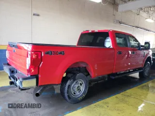 2021 Ford Super Duty F-250 SRW XL with VIN 1FT7W2B69MEC39033, listed as a Copart auction lot 48792145 with 137,804 mi miles and Clean Title. Bid and sale history available at carsss.com. Image 3.