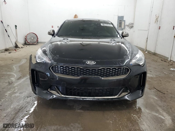 2021 Kia Stinger GT-Line with VIN KNAE15LA9M6097753, listed as a Copart auction lot 71942354 with 41,847 mi miles and Clean Title. Bid and sale history available at carsss.com. Image 5.
