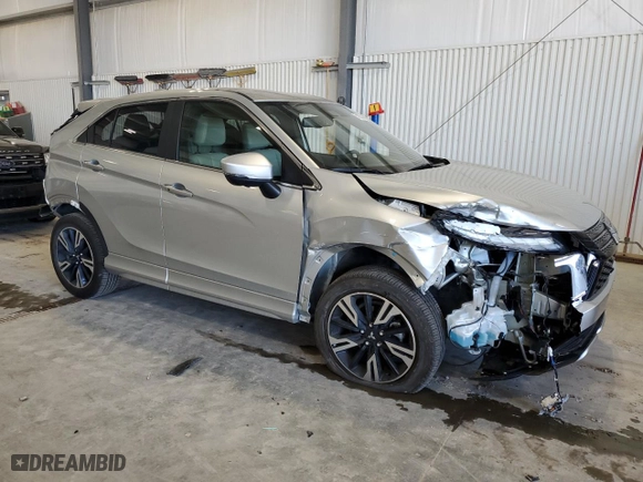 2024 Mitsubishi Eclipse Cross SE with VIN JA4ATWAA6RZ009620, listed as a Copart auction lot 51853615 with 10,646 mi miles and Salvage Title. Bid and sale history available at carsss.com. Image 4.