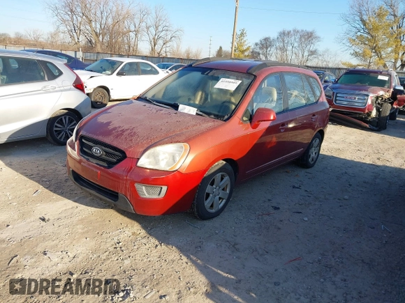 2008 Kia Rondo LX with VIN KNAFG526587147323, listed as a IAAI auction lot 41550909 with 150,967 mi miles. Bid and sale history available at carsss.com. Image 2.