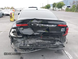 2023 Volvo S90 Plus z VIN LVY062MN1PP348741, wystawiony jako IAAI lot #40519151 z przebiegiem 49 300 mil mil oraz . Historia ofert i sprzedaży dostępna na DreamBid. Obrazek 6.