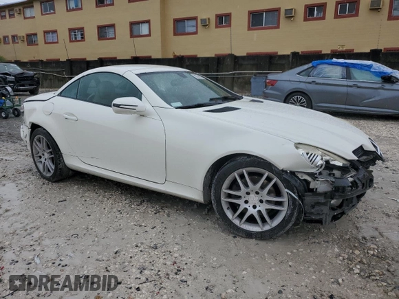 2009 Mercedes-Benz SLK 280 with VIN WDBWK54F99F192642, listed as a Copart auction lot 59581975 with 130,218 mi miles and Salvage title. Bid and sale history available at DreamBid. Image 4.