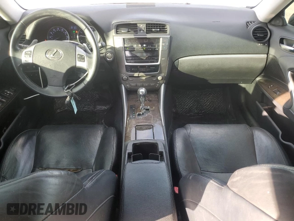 2013 Lexus IS 350 z VIN JTHCE5C2XD5003164, wystawiony jako Copart lot #51978325 z przebiegiem 150 844 mil mil oraz Szkoda całkowita • Salvage title. Historia ofert i sprzedaży dostępna na DreamBid. Obrazek 8.