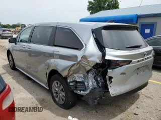 2023 Toyota Sienna XLE with VIN 5TDYRKEC6PS152430, listed as a Copart auction lot 60543295 with Not provided miles and Salvage title. Bid and sale history available at DreamBid. Image 2.