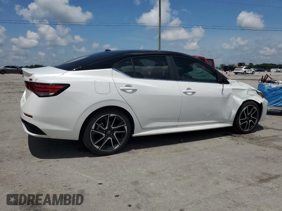 2024 Nissan Sentra SR with VIN 3N1AB8DV6RY330055, listed as a Copart auction lot 61074645 with 21,941 mi miles and Salvage title. Bid and sale history available at DreamBid. Image 3.