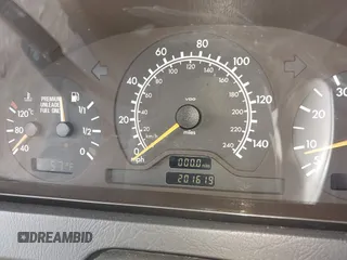1998 Mercedes-Benz C 230/260/280/320 with VIN WDBHA23G5WA630456, listed as a IAAI auction lot 41714823 with 201,619 mi miles and . Bid and sale history available at carsss.com. Image 7.