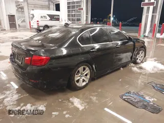 2012 BMW 5 Series 528i xDrive with VIN WBAXH5C51CDW03156, listed as a IAAI auction lot 41236722 with 189,196 mi miles and . Bid and sale history available at DreamBid. Image 4.