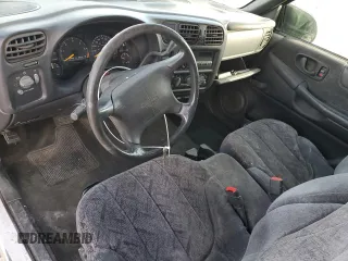 1998 GMC Sonoma SLS with VIN 1GTCS14W3W8516021, listed as a Copart auction lot 47306485 with 102,709 mi miles and Salvage Title. Bid and sale history available at carsss.com. Image 8.