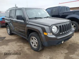 2016 Jeep Patriot Sport with VIN 1C4NJPBB9GD527290, listed as a IAAI auction lot 41697603 with 263,924 mi miles and . Bid and sale history available at carsss.com. Image 1.