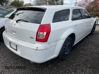 2006 Dodge Magnum R/T with VIN 2D4GZ57226H398988, listed as a Copart auction lot 53761095 with Not Provided miles and Clean Title. Bid and sale history available at carsss.com. Image 4.
