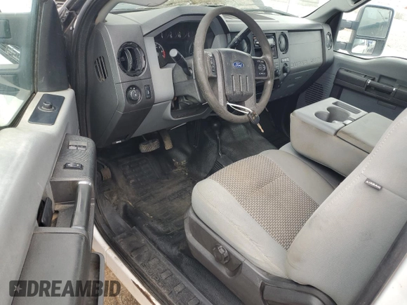 2011 Ford F-250 XL с VIN 1FT7X2B66BED04561, выставлен на аукционе Copart как лот 55486585 с пробегом Не указан миль и На запчасти • Non repairable. История ставок и продаж доступна на DreamBid. Изображение 8.