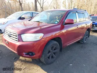 2009 Toyota Highlander with VIN JTEES41A592133137, listed as a IAAI auction lot 41785069 with 164,262 mi miles. Bid and sale history available at carsss.com. Image 2.