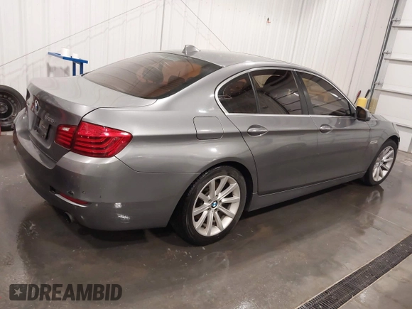 2014 BMW 5 Series 535i xDrive with VIN WBA5B3C56ED292646, listed as a IAAI auction lot 41925997 with 157,152 mi miles and . Bid and sale history available at carsss.com. Image 4.