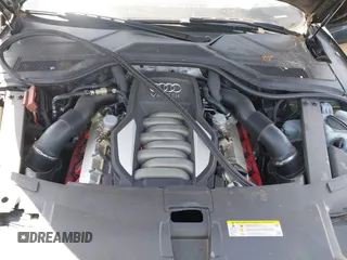2011 Audi A8 z VIN WAURVAFD7BN026526, wystawiony jako IAAI lot #42294941 z przebiegiem 112 128 mil mil oraz . Historia ofert i sprzedaży dostępna na DreamBid. Obrazek 10.