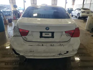2009 BMW 3 Series 328i z VIN WBAPH57509NM32770, wystawiony jako Copart lot #54171475 z przebiegiem 179 642 mil mil oraz Szkoda całkowita • Salvage title. Historia ofert i sprzedaży dostępna na DreamBid. Obrazek 6.