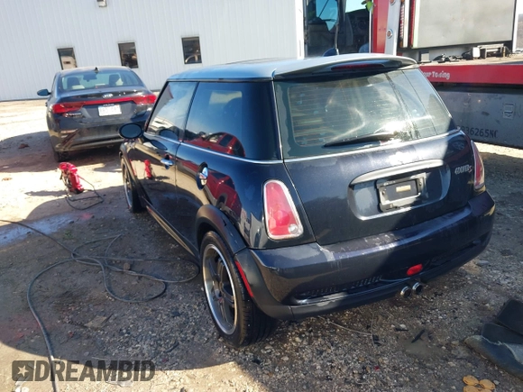 2006 MINI Hardtop S with VIN WMWRE33546TJ34712, listed as a IAAI auction lot 41144701 with 230,006 mi miles and . Bid and sale history available at DreamBid. Image 3.