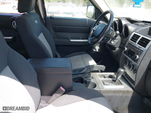 2007 Dodge Nitro R/T with VIN 1D8GU58667W669410, listed as a IAAI auction lot 42077739 with 107,613 mi miles. Bid and sale history available at carsss.com. Image 5.