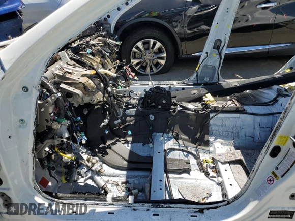 2014 Lexus IS 350 z VIN JTHBE1D27E5007855, wystawiony jako Copart lot #56554924 z przebiegiem Nie podano mil oraz Nie do naprawy • Non repairable. Historia ofert i sprzedaży dostępna na DreamBid. Obrazek 7.