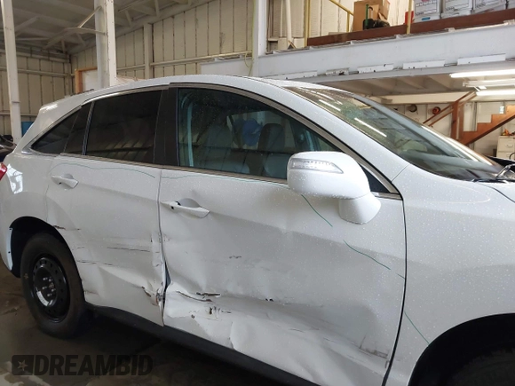 2018 Acura RDX w/Technology Pkg with VIN 5J8TB4H58JL018679, listed as a IAAI auction lot 41553964 with 65,648 mi miles. Bid and sale history available at carsss.com. Image 6.